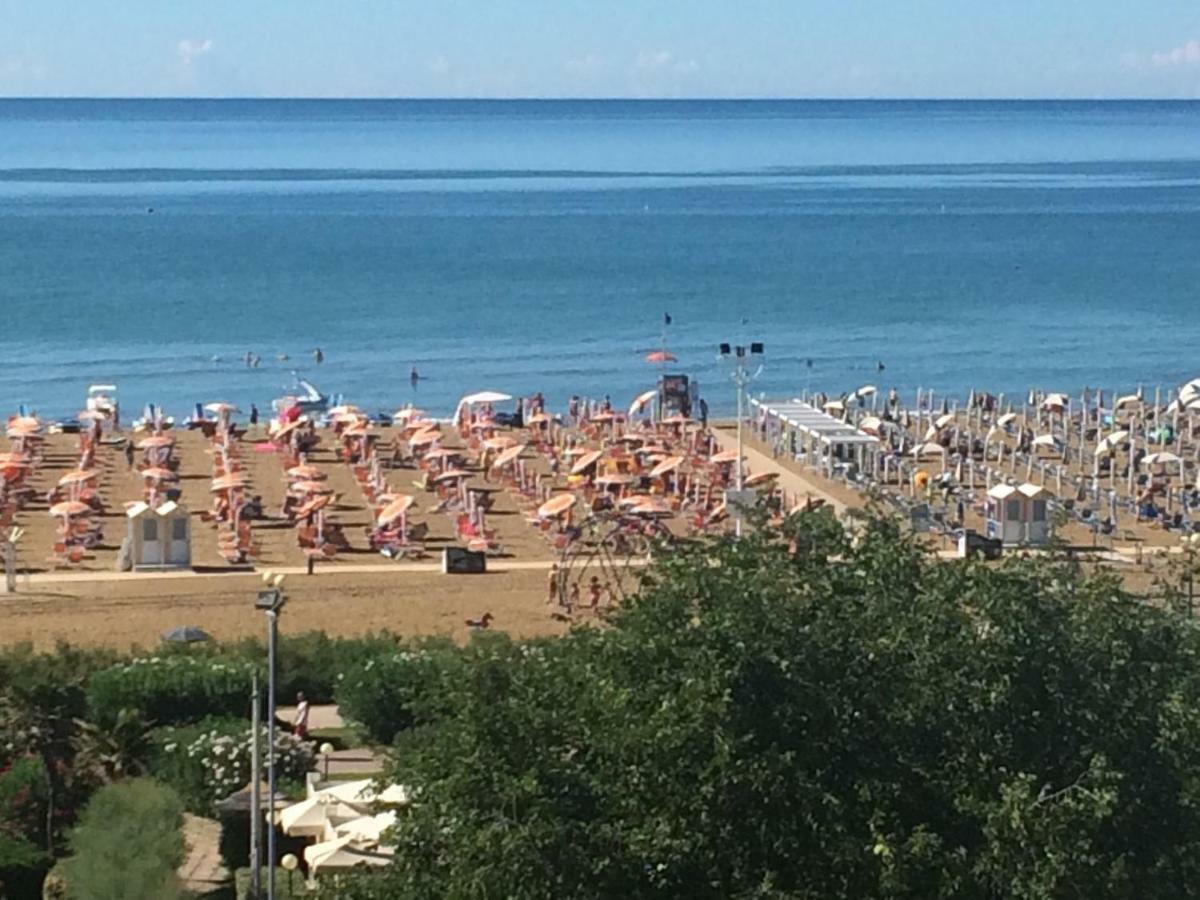 Giuliana - Appartamenti Bibione Exterior foto