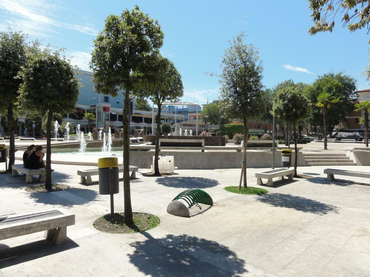Giuliana - Appartamenti Bibione Exterior foto
